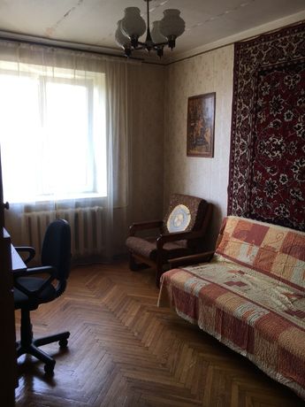 Rent an apartment in Chernivtsi on the St. Heroiv Maidanu per €200 