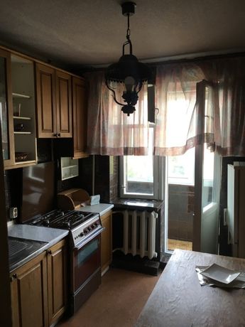 Rent an apartment in Chernivtsi on the St. Heroiv Maidanu per €200 