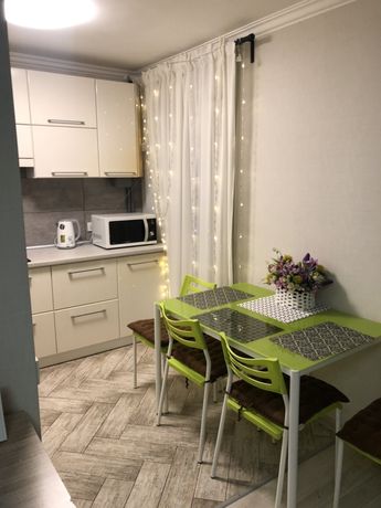 Rent daily an apartment in Kherson on the St. Ushakova 1 per 550 uah. 