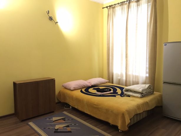 Rent daily an apartment in Poltava on the St. Hoholia per 380 uah. 