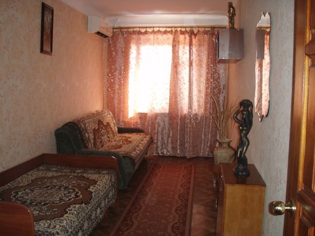 Снять посуточно квартиру в Бердянске на ул. Бердянская за 290 грн. 