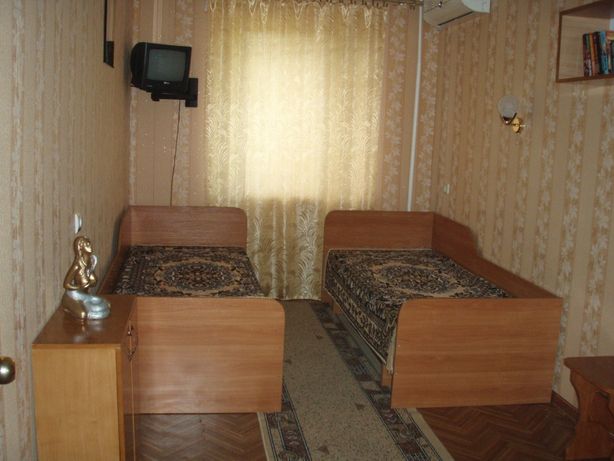 Снять посуточно квартиру в Бердянске на ул. Бердянская за 290 грн. 