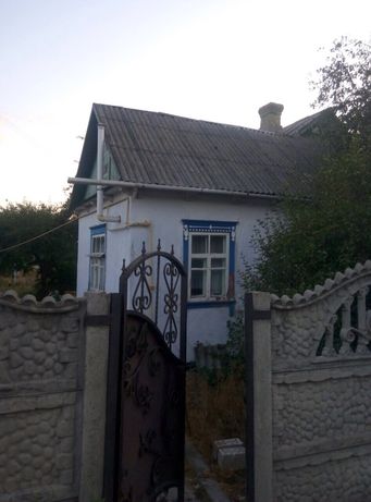 Rent a house in Bila Tserkva on the lane 1-i Levanevskoho 2000г per 2000 uah. 