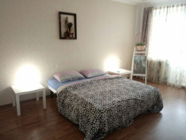 Rent daily an apartment in Ivano-Frankivsk on the St. Sakharova akademika 25а per 580 uah. 