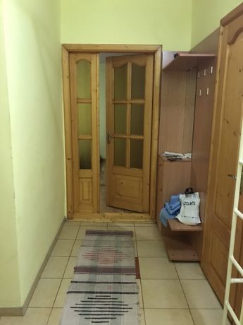 Rent an apartment in Uzhhorod on the St. Lehotskoho 3 per 6000 uah. 