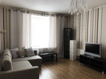 Rent an apartment in Dnipro on the Avenue Haharina per 7000 uah. 