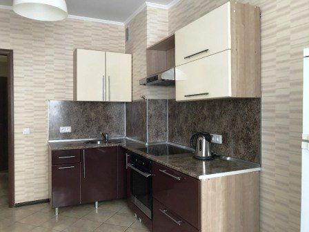 Rent an apartment in Dnipro on the Avenue Haharina per 7000 uah. 