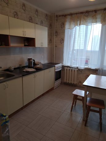 Снять квартиру в Киеве на ул. Ахматовой Анны 28 за 9500 грн. 