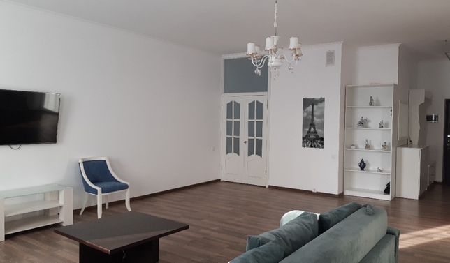 Rent an apartment in Kharkiv on the Avenue Nauky 45/3 per $600 