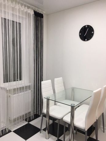 Rent an apartment in Kyiv on the St. Chavdar Yelyzavety per 14000 uah. 