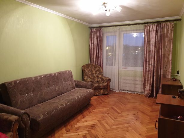 Rent an apartment in Kharkiv on the St. Poznanska 24 per 6500 uah. 