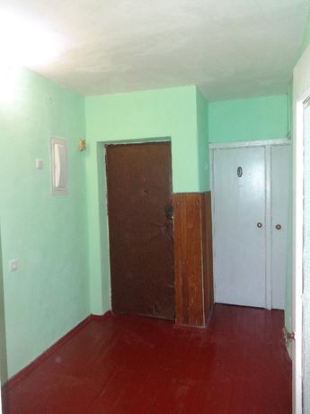 Rent a room in Chernihiv on the St. Rokosovskoho 45 per 2300 uah. 