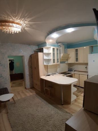 Rent an apartment in Kyiv on the St. Kalnyshevskoho Petra 7 per 11500 uah. 