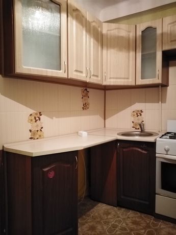 Rent an apartment in Melitopol on the Avenue Khmelnytskoho Bohdana 2 per 3500 uah. 