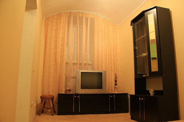 Rent daily an apartment in Lviv in Zalіznychnyi district per 500 uah. 