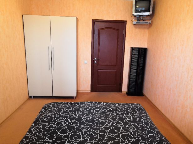 Rent an apartment in Kyiv on the lane Minskyi 5 per 10500 uah. 