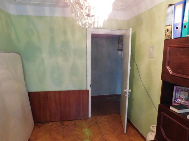 Зняти квартиру в Києві біля ст.м. Дарниця за 15000 грн. 