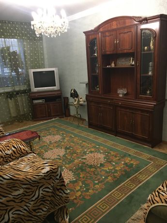 Rent a room in Kyiv on the Avenue Honhadze Heorhiia per 3500 uah. 