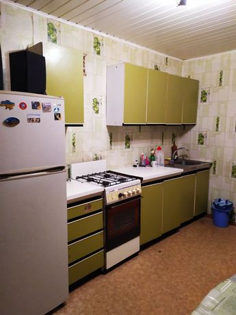 Rent an apartment in Zaporizhzhia on the St. Haharina per 5500 uah. 