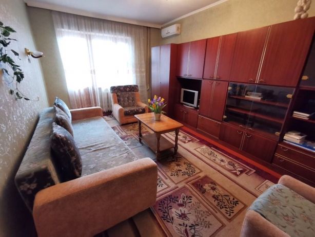 Rent an apartment in Kyiv on the St. Zakrevskoho Mykoly 47 per 10000 uah. 