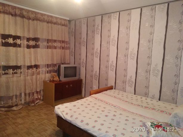 Rent a room in Lutsk on the Avenue Vidrodzhennia per 2500 uah. 