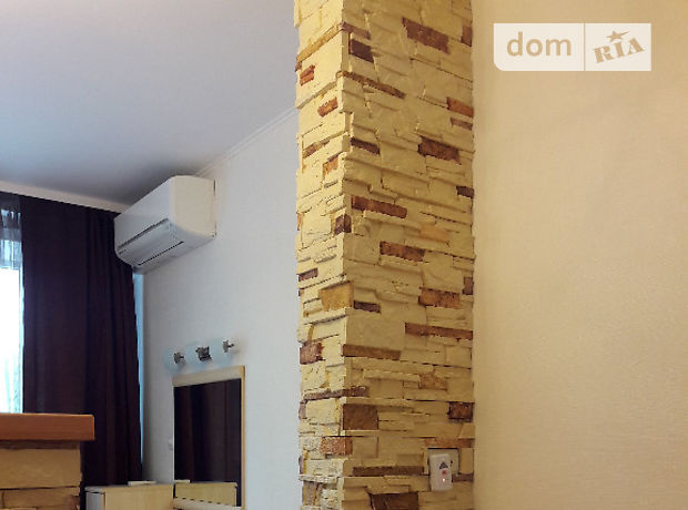 Rent daily an apartment in Vinnytsia on the St. Mykoly Vashchuka per 500 uah. 