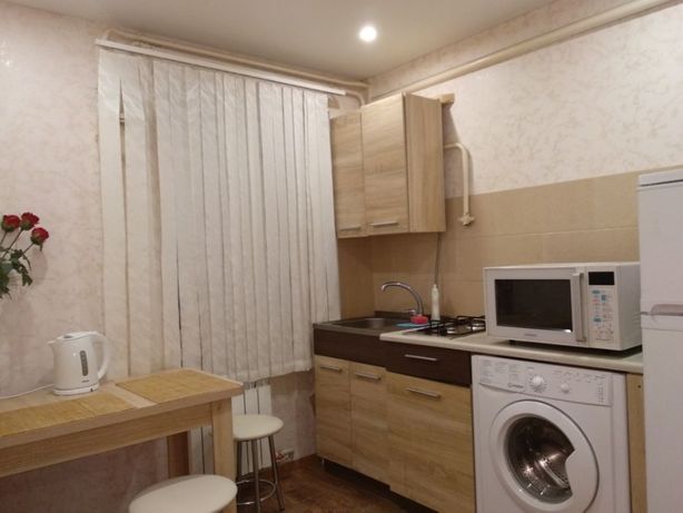 Rent daily an apartment in Mariupol on the lane 1-i Prymorskyi per 240 uah. 