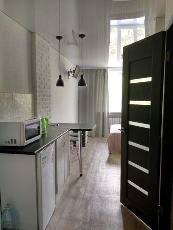Снять посуточно квартиру в Мариуполе на переулок 1-й Приморский за 240 грн. 