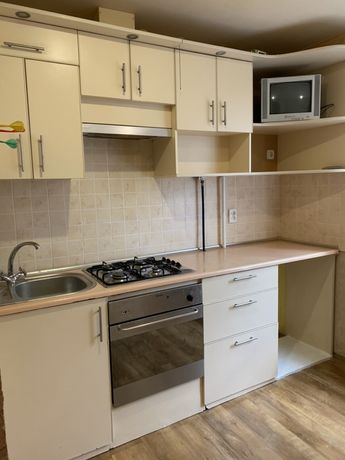 Rent an apartment in Kryvyi Rih on the microdistrict Soniachnyi per 4500 uah. 