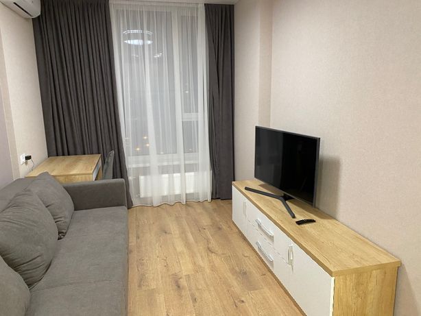 Rent an apartment in Kyiv on the St. Novo-Darnytska 17 per 15500 uah. 