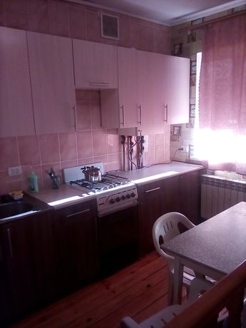 Rent daily an apartment in Berdiansk per 80 uah. 