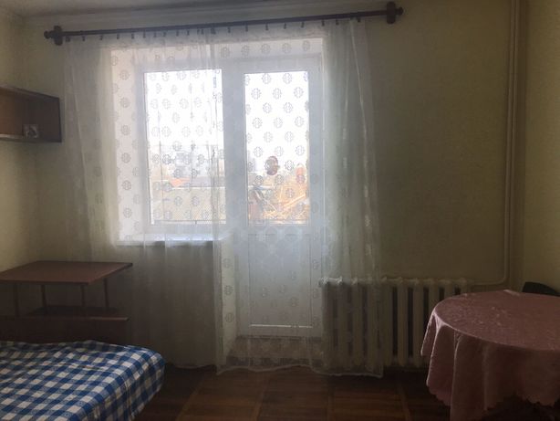 Rent an apartment in Lutsk per 3000 uah. 