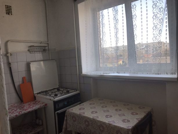 Rent an apartment in Lutsk per 3000 uah. 