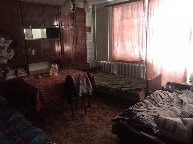 Rent an apartment in Lutsk on the Avenue Vidrodzhennia 2-г per 1400 uah. 