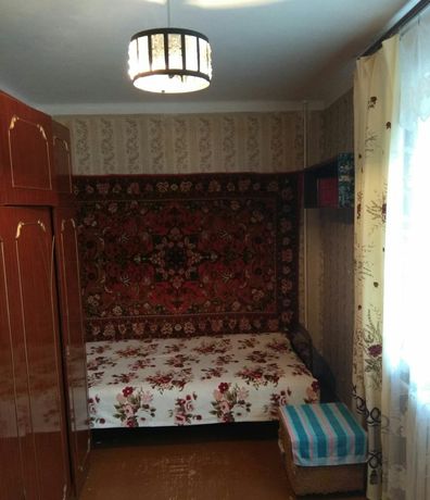 Снять комнату в Одессе на ул. Генерала Петрова за 2700 грн. 