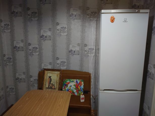Rent an apartment in Kyiv on the St. Khokhlovykh Simi 3 per 10500 uah. 