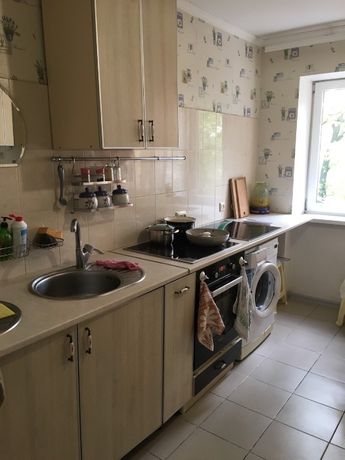Rent a room in Odesa on the St. Tserkovna 29 per 2700 uah. 