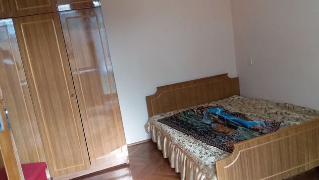 Rent a room in Uzhhorod on the St. Zankovetskoi per 3500 uah. 