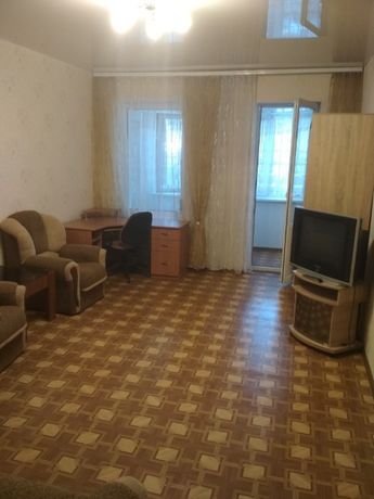 Rent an apartment in Odesa on the Viry Kholodnoi square per 6000 uah. 