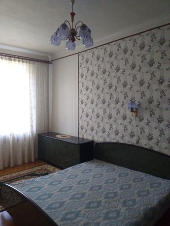 Зняти квартиру в Дніпрі в Центральному районі за 8000 грн. 