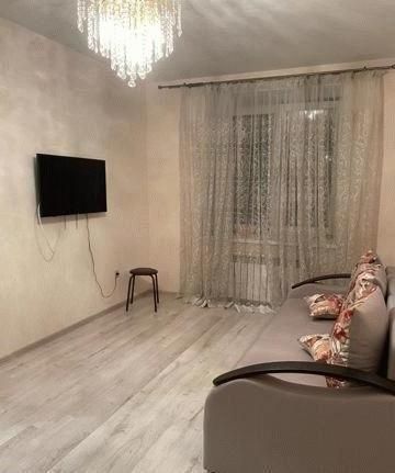 Rent an apartment in Dnipro on the St. Prostora per 6500 uah. 