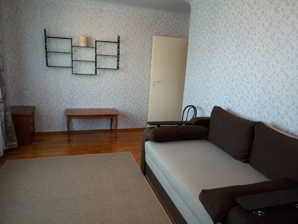 Rent an apartment in Kyiv on the St. Preobrazhenska per 12000 uah. 