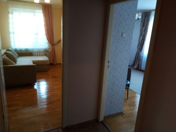 Rent an apartment in Kyiv on the St. Preobrazhenska per 12000 uah. 