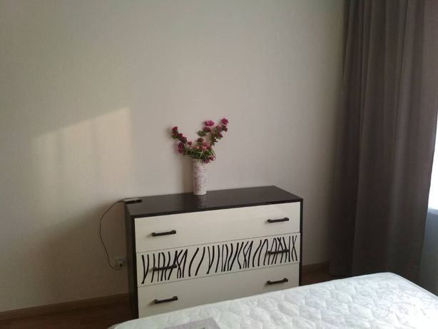 Rent an apartment in Kyiv on the St. Rusovoi Sofii 5б per 11000 uah. 