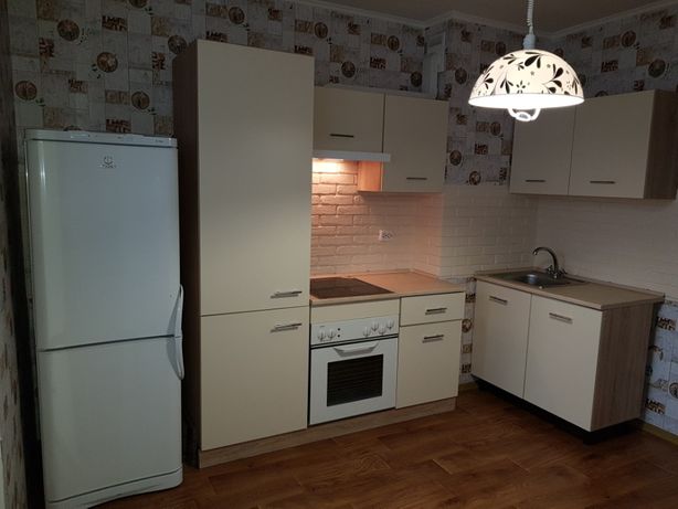 Снять квартиру в Киеве возле ст.М. Нивки за 9500 грн. 
