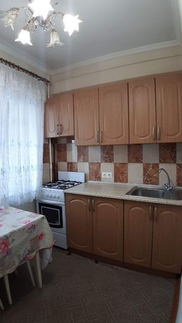 Rent an apartment in Kyiv on the St. Shchusieva 10 per 9000 uah. 