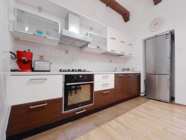 Rent an apartment in Kyiv on the St. Stanislavskoho 5/2 per 30000 uah. 