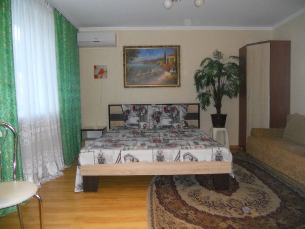 Rent daily an apartment in Melitopol per 350 uah. 