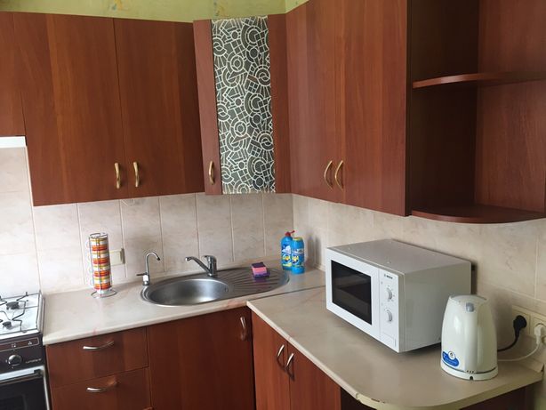 Зняти подобово квартиру в Чернігові за 550 грн. 