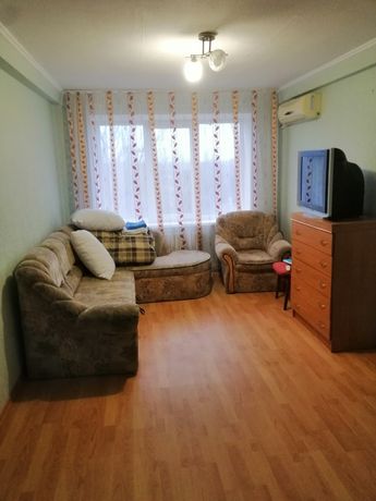 Rent daily an apartment in Kramatorsk on the St. Ostapa Vyshni 11 per 350 uah. 